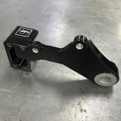 画像4: RAMJET RACING   HD純正ブレンボリアキャリパー用ブラケット FXR用