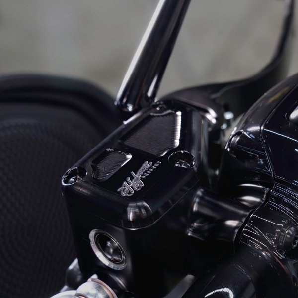 画像3: Hofmann Designs フロントマスターシリンダーカバー 23.5 CVO + 24 ツーリング用 (3)