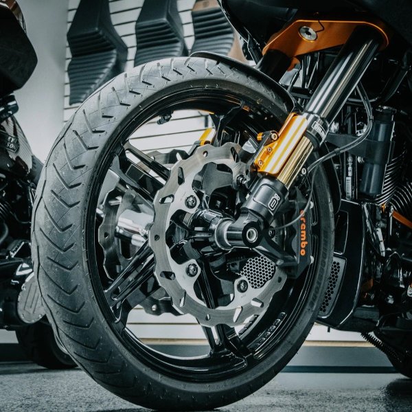 画像1: OG 倒立フォーク用フォークガード 2023/2024年以降CVOツーリングモデル用 (1)