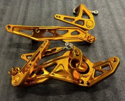 画像2: 131RRスタイル ミッドコントロールキット