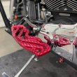 画像4: SAVAGE V5 BAGGER フロアボード ブラック/レッド/ゴールド (4)