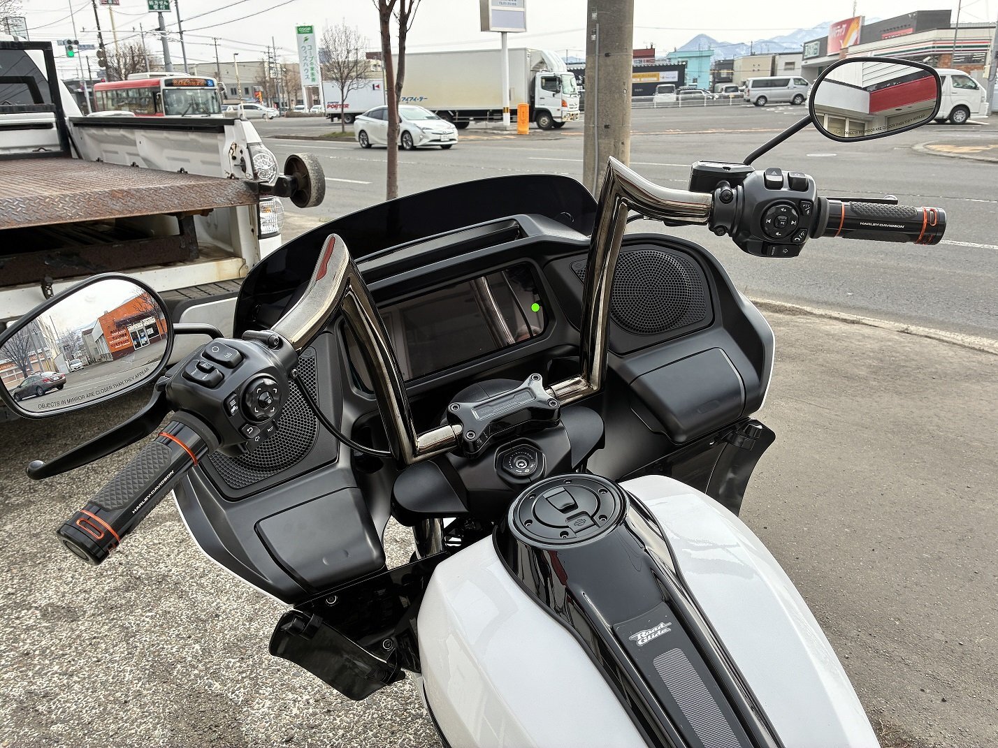 Factory47 Rシリーズハンドル 12インチ 2023CVO/2024ロードグライド用