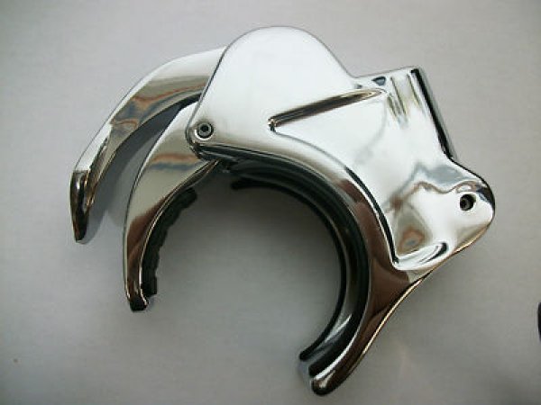 別途純正部品 57192-05が4個必要