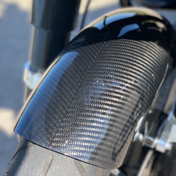 画像2: SLYFOX 19インチカーボンフェンダー 2014-2023年ツーリング用 (2)