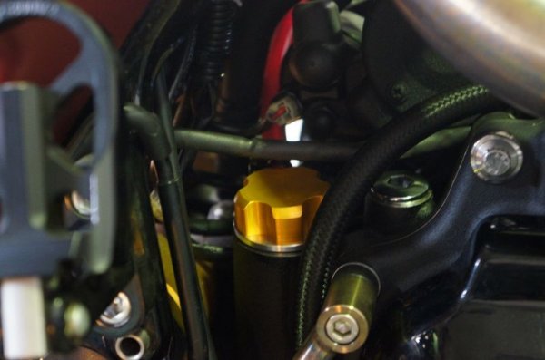 画像4: SBDバルブ 内圧調整機能付きオイルキャップ M8ツーリング用 ゴールド (4)