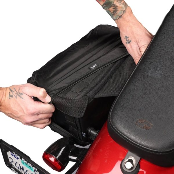 画像2: THRASHIN SUPPLY エスケープサドルバッグ用レインカバー (2)