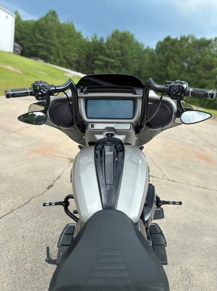 画像2: バイソン バガーバー  2023CVO/2024年以降のFLHX ストリートグライド (2)