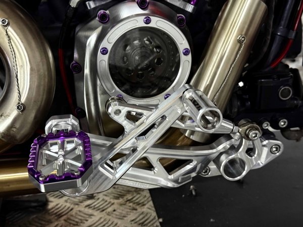 画像6: 131RRスタイル ミッドコントロールキット (6)