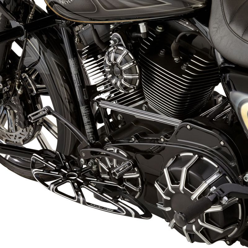 ARLEN NESS フロアボード 4点セット Softail